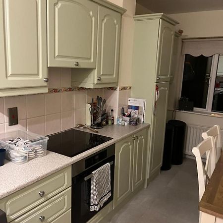 2 St Judes Court D24H1X4 Students Only Apartment ดับลิน ภายนอก รูปภาพ
