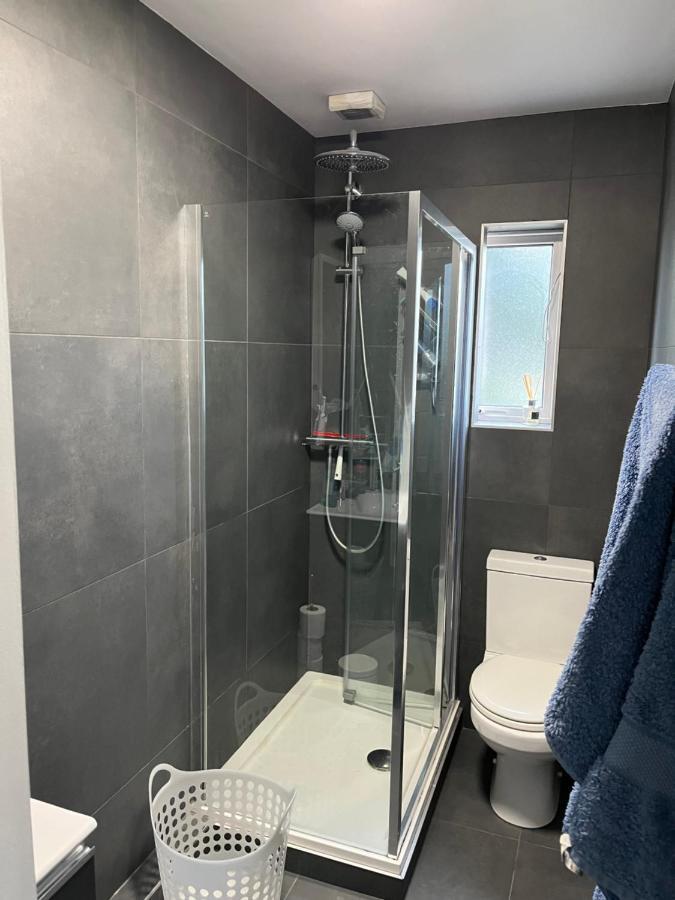 2 St Judes Court D24H1X4 Students Only Apartment ดับลิน ภายนอก รูปภาพ